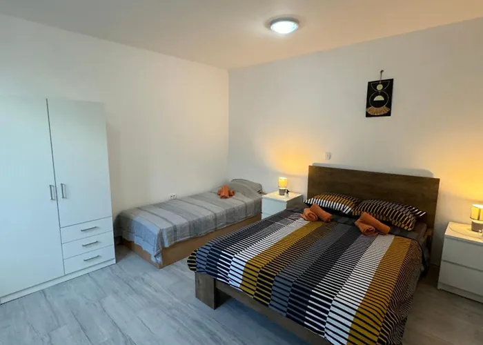 Laura Apartman *