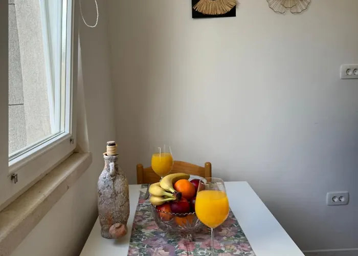 Laura Apartman *