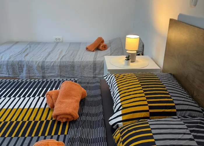 Laura Apartman Ploče