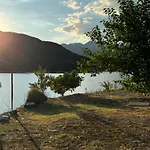 Laura * Ploce (Dubrovnik-Neretva)